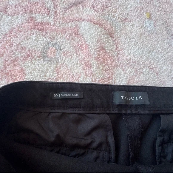 TALBOTS Women’s Bottom Bundle (Size 10 and M) - Picture 4 of 9